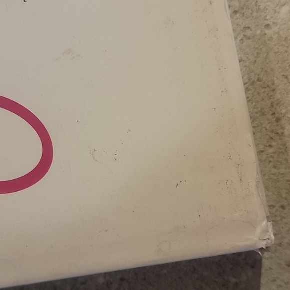 Diana The Portrait Book - Picture 5 of 10